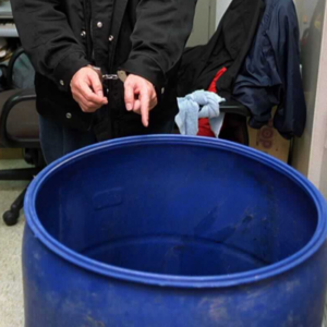 20.硫酸桶里尸骨无存,会计对老板积恨已久,最终计划杀人