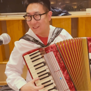 VOL.11脊柱外科|在舞台和手术台之间切换自如的摇滚医生