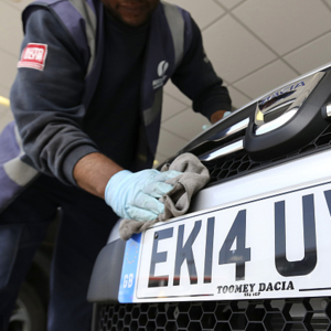 欧盟将对中国产电动汽车加征最高38.1%的关税，不同品牌为何有区别？