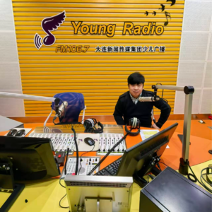 刘天亮：用专业加喜欢，行稳办公用品路