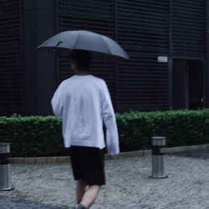 《深夜加油站遇见苏格拉底》