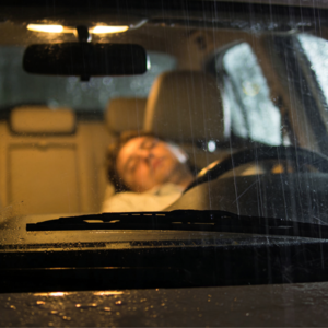 助眠锦鲤睡前故事08 雨夜开车回家