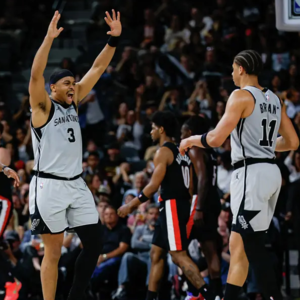 【马刺进步报告S03E67】传位十四阿哥！5记三分打穿开拓者，卡布是小球5号位的答案吗？