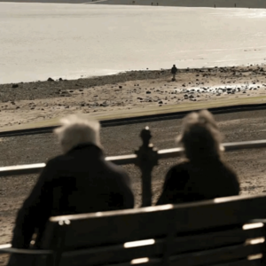 世界的退场bgm 在模糊边界里一同坠落吧