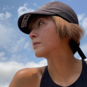 香港女星徐濠萦:用14年奔跑,撕掉“败家”标签,身材炸裂,为了“看得见”的改变!