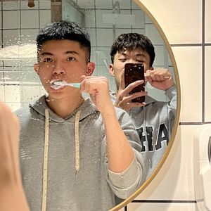 777的笑了