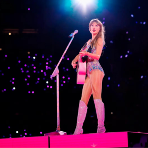 前瞻钱瞻-109.霉霉经济引爆全球：TALYOR SWIFT "The Eras Tour时代之旅" 我们向她学习什么