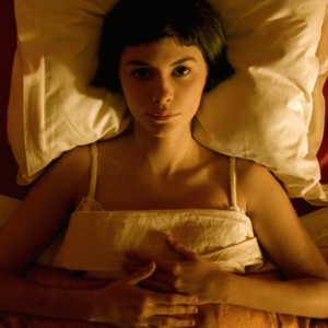 《天使爱美丽》的房间丨冲破红色的心防