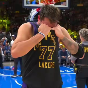 湖人惨败雷霆，乐邦詹士正负值-37首发倒数第一？西部前八最水的球队是？