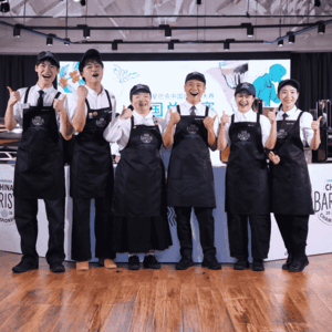 115 星巴克，怎么会一切与咖啡无关