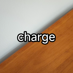 第98集 英语播客 你的充电器正在指控（charge）你的手机没有充电