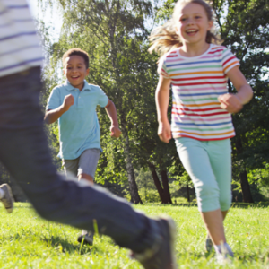 给孩子们一个健康且快乐的假日