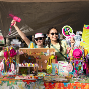 018 | 一场理想主义被狠狠打脸的市集实录 认真玩耍，结果亏麻：FeyGal游乐场首次翻车现场