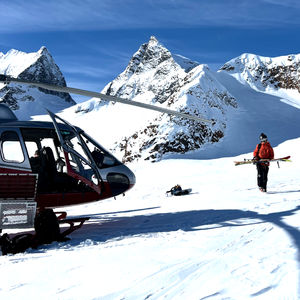 禅与直升机滑雪