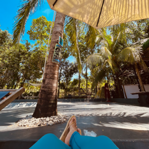 VOL. 018 5分钟海岛日志｜送你一个海岛上的晴天🥥