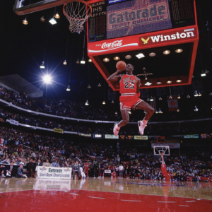 E03 乔丹会飞,顶级身体天赋让“飞人”看起来毫不费力