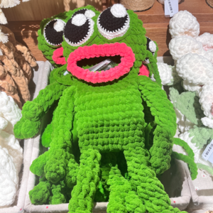 今天是一只犯了劲椎病的鱼，大家多抬起头看看天空发发呆吧