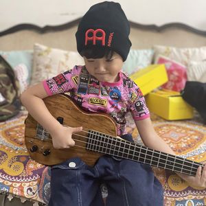 嘭 一个大大的梨